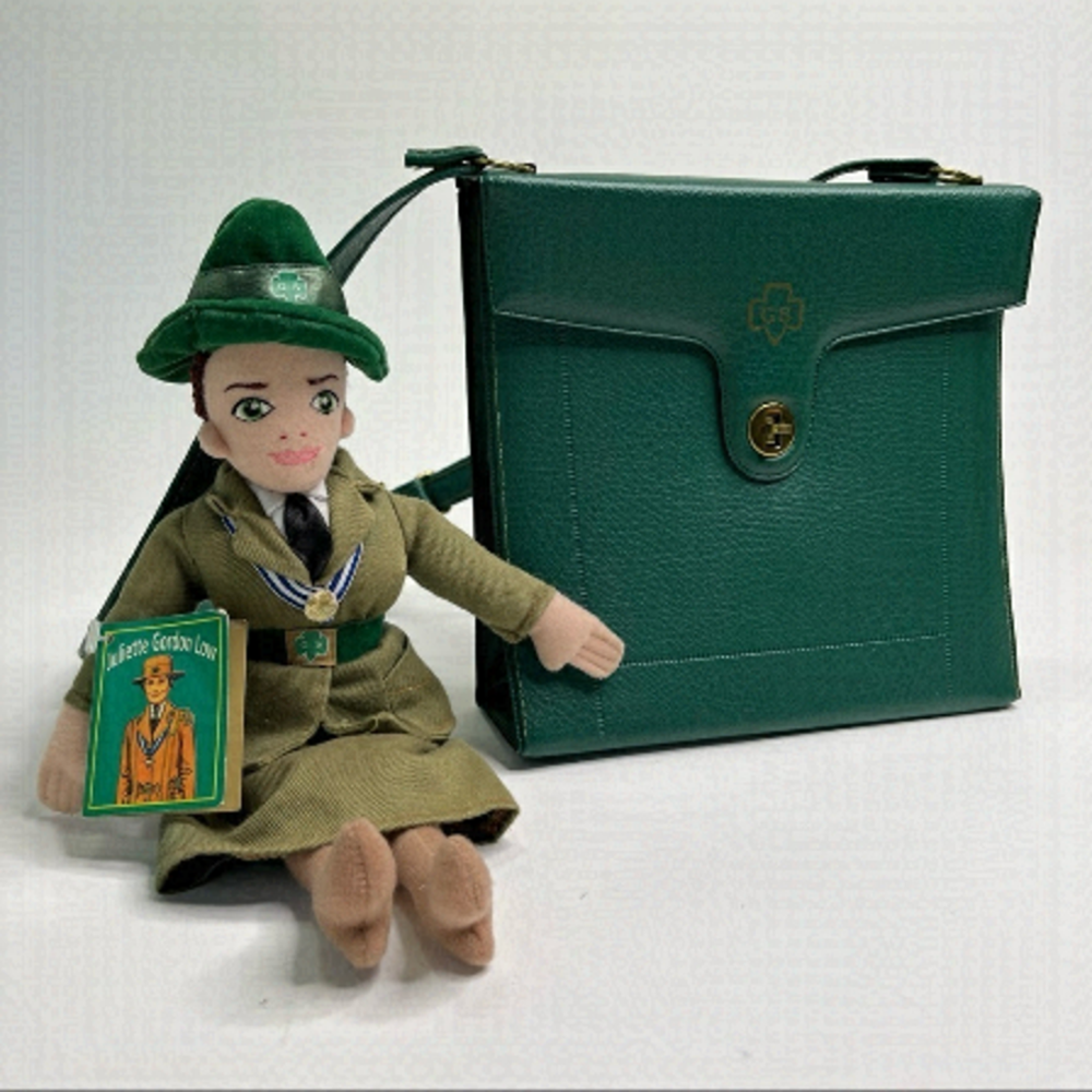 Rare 1960s Vintage Girl Scouts Clover Green Shoulder Purse Bag & Plush Doll Set